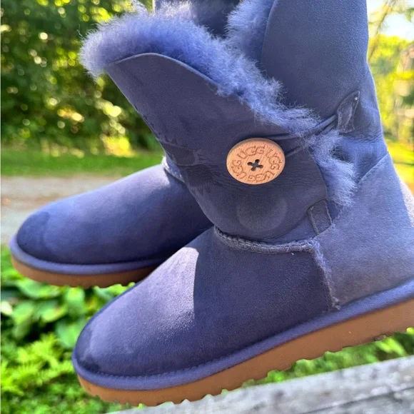 UGG Indigo Sheepskin Boots - Picture 3 of 4